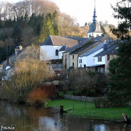 Un logis au 13 Faubourg de France à Bouillon à 50m de la Semois Exterior foto