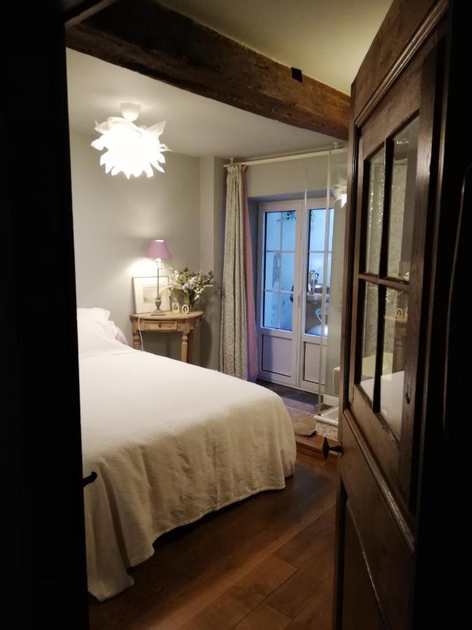 Un logis au 13 Faubourg de France à Bouillon à 50m de la Semois Exterior foto